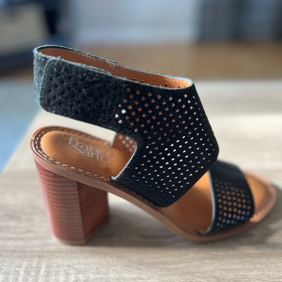 Franco Sarto Delores Sandals - Picture 2 of 9